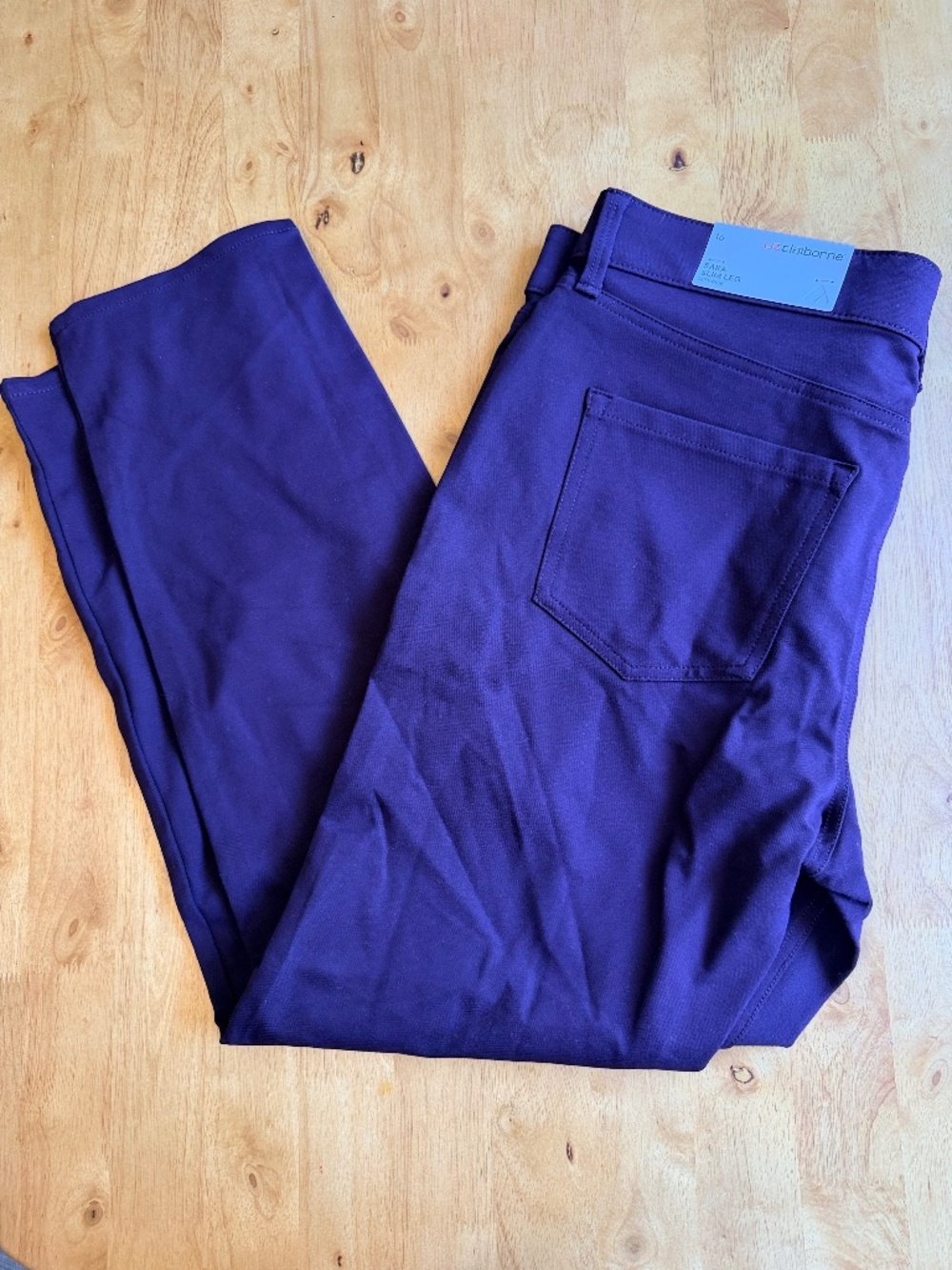 Liz Claiborne Sara Slim Leg Pants Rich Plum Mid-Rise Tummy Panel Size 16 NEW 434